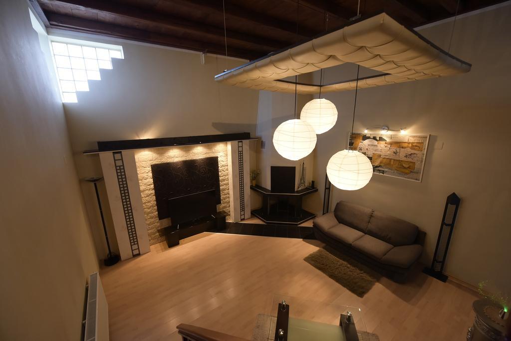 H & V Residence - Split Level Apartment Arad Eksteriør billede